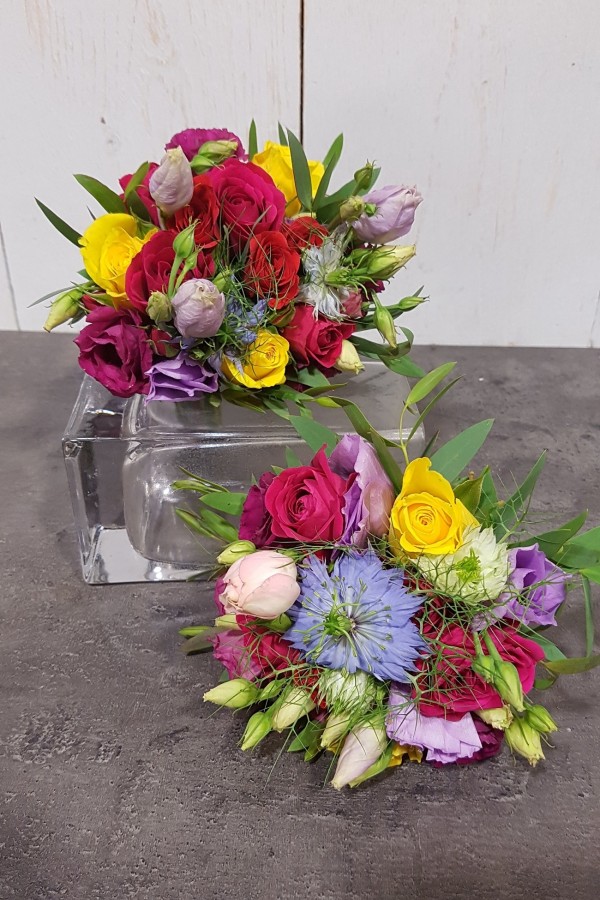 Bouquet de mariage fleurs naturelles multicouleurs