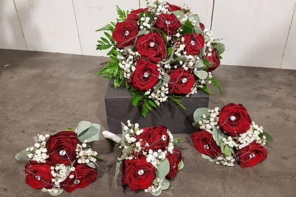 Bouquet de mariée et d'enfants d'honneur